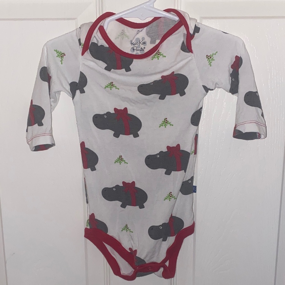 Kickee Pants Christmas Hippo Bodysuit. Size 18-24 months